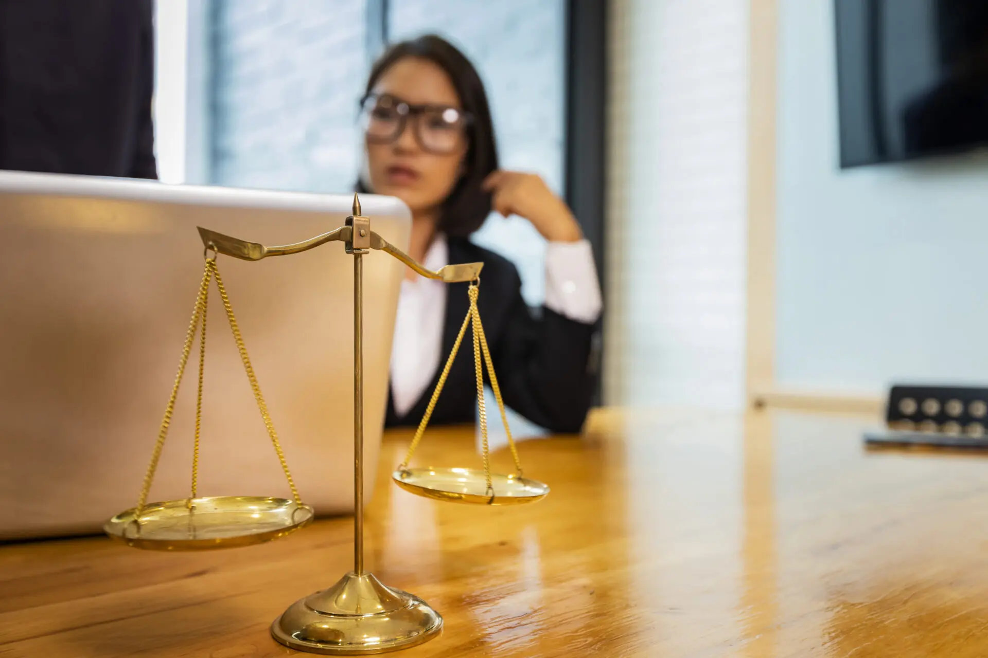 How EH Mediation Helps You Make Informed and Cost-Effective Decisions Burnham-on-Sea